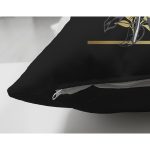 - Suet-K9707-Gorsel3 - Realhomes Siyah Zemin Beyaz Gül Motifli Gold R Harfi Özel Tasarım Modern Suet Yastık Kırlent Kılıfı Realhomes