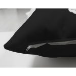 - Suet-K9710-Gorsel3 - Realhomes Siyah Zemin Beyaz Gül Motifli Gold T Harfi Özel Tasarım Modern Suet Yastık Kırlent Kılıfı Realhomes