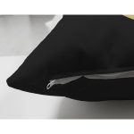 - Suet-K9711-Gorsel3 - Realhomes Siyah Zemin Beyaz Gül Motifli Gold U Harfi Özel Tasarım Modern Suet Yastık Kırlent Kılıfı Realhomes