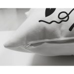 Siyah Beyaz Çelenkli C Harfi Özel Tasarım Modern Suet Yastık Kırlent Kılıfı Realhomes