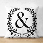 Siyah Beyaz Çelenkli & Harfi Özel Tasarım Modern Suet Yastık Kırlent Kılıfı Realhomes