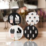 4'lü Siyah Beyaz Zemin Kaktüs Çizimli Servis Altlığı & Supla Realhomes