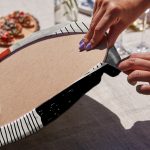 4'lü Koyu Fildişi Renkli Çizgi Tasarımlı Servis Altlığı & Supla Realhomes