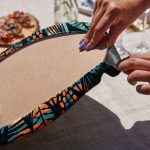 - Supla6li-Set167-Gorsel3 - Realhomes 6'lı Renkli Tropik Yaprak Motifli Servis Altlığı & Supla Realhomes