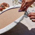 - Supla6li-Set333-Gorsel3 - Realhomes 6'lı Beyaz Zeminde Gri Palmiya Ağaç Tasarımlı Servis Altlığı & Supla Realhomes