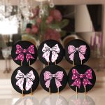 - Supla6li-Set500-Gorsel1 - Realhomes 6'lı Siyah Zemin Pembe Kurdele Tasarımlı Servis Altlığı & Supla Realhomes