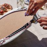 6'lı Renkli Zemin Antika Daktilo Çizimli Servis Altlığı & Supla Realhomes