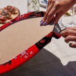 - Supla6li-Set91-Gorsel3 - Realhomes 6'lı Kırmızı Zemin Yelpazeli Japon Kadın Tasarımlı Servis Altlığı & Supla Realhomes