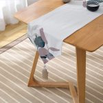 - UcgenRunner-10009-Gorsel2 - Realhomes Özel Tasarım Yaprak Motifli Dijital Baskılı Dekoratif Püsküllü Şönil Üçgen Runner Realhomes