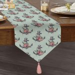 Mint Yeşili Zemin Çapa Tasarımlı Dijital Baskılı Dekoratif Püsküllü Şönil Üçgen Runner Realhomes