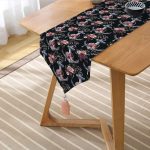 Siyah Zemin Çapa Motifli Dijital Baskılı Modern Püsküllü Şönil Üçgen Runner Realhomes