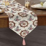 Beyaz Zemin Çapa & Dümen Tasarımlı Dijital Baskılı Dekoratif Püsküllü Şönil Üçgen Runner Realhomes