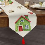 - UcgenRunner-10114-Gorsel1 - Realhomes Minyatür Yeşil Ev Çizimli Dijital Baskılı Modern Püsküllü Şönil Üçgen Runner Realhomes