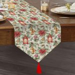 - UcgenRunner-10133-Gorsel1 - Realhomes  Şamdan Tasarımlı Yılbaşı Konseptli Dijital Baskılı Dekoratif Püsküllü Şönil Üçgen Runner Realhomes