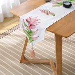 Egzotik Yaprak Tasarımlı Dijital Baskılı Dekoratif Püsküllü Şönil Üçgen Runner Realhomes