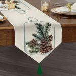 Özel Tasarım Christmas Temalı Dijital Baskılı Dekoratif Püsküllü Şönil Üçgen Runner Realhomes