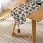 - UcgenRunner-10183-Gorsel2 - Realhomes Özel Tasarım Kozalak Tasarımlı Dijital Baskılı Modern Püsküllü Şönil Üçgen Runner Realhomes