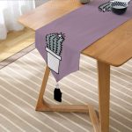 - UcgenRunner-10220-Gorsel2 - Realhomes Açık Mor Zemin Sade Kaktüs Tasarımlı Dijital Baskılı Dekoratif Püsküllü Şönil Üçgen Runner Realhomes