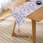 - UcgenRunner-10361-Gorsel2 - Realhomes Renkli Kelebek Motifli Dijital Baskılı Modern Püsküllü Şönil Üçgen Runner Realhomes