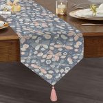 - UcgenRunner-10362-Gorsel1 - Realhomes Renkli Kelebek Motifli Dijital Baskılı Dekoratif Püsküllü Şönil Üçgen Runner Realhomes