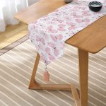 - UcgenRunner-10363-Gorsel2 - Realhomes Renkli Kelebek Motifli Dijital Baskılı Modern Püsküllü Şönil Üçgen Runner Realhomes