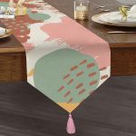 RealHomes Dijital Baskılı Özel Tasarım Püsküllü Şönil Üçgen Runner Realhomes