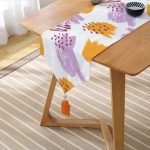 RealHomes Dijital Baskılı Özel Tasarım Püsküllü Şönil Üçgen Runner Realhomes