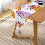 RealHomes Dijital Baskılı Özel Tasarım Püsküllü Şönil Üçgen Runner Realhomes