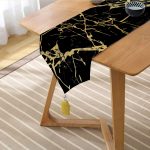 Siyah Gold Detaylı Mermer Tasarımlı Dijital Baskılı Dekoratif Püsküllü Şönil Üçgen Runner Realhomes