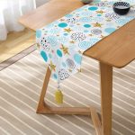 - UcgenRunner-7017-Gorsel2 - Realhomes Realhomes Beyaz Zeminde Mavi Puan Gold Yıldızlı Dijital Baskılı Özel Tasarım Püsküllü Şönil Üçgen Runner Realhomes