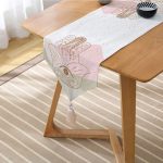 - UcgenRunner-7046-Gorsel2 - Realhomes Realhomes Fatma Ana Eli Motifli Dijital Baskılı Özel Tasarım Püsküllü Şönil Üçgen Runner Realhomes