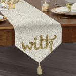 - UcgenRunner-7135-Gorsel1 - Realhomes Realhomes Beyaz Zeminli Gold Renkli With Yazılı Dijital Baskılı Özel Tasarım Püsküllü Şönil Üçgen Runner Realhomes