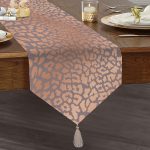 - UcgenRunner-7454-Gorsel1 - Realhomes Soft Renkli Zebra Desen Tasarımlı Dijital Baskılı Dekoratif Püsküllü Şönil Üçgen Runner Realhomes