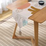 - UcgenRunner-7477-Gorsel2 - Realhomes Realhomes Özel Tasarım Dijital Baskılı Modern Püsküllü Şönil Üçgen Runner Realhomes