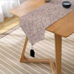 Realhomes Renkli Zeminli Yaprak Desenli Dijital Baskılı Özel Tasarım Püsküllü Şönil Üçgen Runner Realhomes