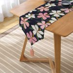 Realhomes Rengarenk Zeminli Onedraw Çizimli Çiçek Dijital Baskılı Özel Tasarım Püsküllü Şönil Üçgen Runner Realhomes