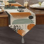 Realhomes Pastel Zeminli Yaprak Desenli Dijital Baskılı Özel Tasarım Püsküllü Şönil Üçgen Runner Realhomes