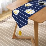 Realhomes Lacivert Zemin Üzerinde Çapa Çizimli Dijital Baskılı Özel Tasarım Püsküllü Şönil Üçgen Runner Realhomes