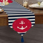 Realhomes Beyaz Zemin Üzerinde Renkli Çapa Desenli Dijital Baskılı Özel Tasarım Püsküllü Şönil Üçgen Runner Realhomes