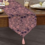 Realhomes Renkli Zemin Üzerinde Kartanesi Desenli Dijital Baskılı Özel Tasarım Püsküllü Şönil Üçgen Runner Realhomes