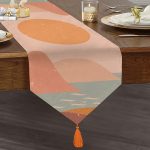 Realhomes Pastel Zemin Üzerinde Güneş Desenli Dijital Baskılı Özel Tasarım Püsküllü Şönil Üçgen Runner Realhomes