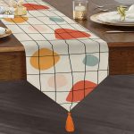 - UcgenRunner-8158-Gorsel1 - Realhomes Realhomes Beyaz Zemin Üzerinde Geometrik Desenli Dijital Baskılı Özel Tasarım Püsküllü Şönil Üçgen Runner Realhomes