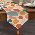 - UcgenRunner-8159-Gorsel1 - Realhomes Realhomes Beyaz Zemin Üzerinde Geometrik Desenli Dijital Baskılı Özel Tasarım Püsküllü Şönil Üçgen Runner Realhomes