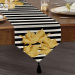 Realhomes Beyaz Zemin Üzerinde Siyah Çizgili Sonbahar Yaprak Desenli Dijital Baskılı Özel Tasarım Püsküllü Şönil Üçgen Runner Realhomes