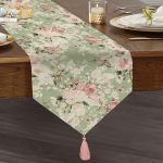 Realhomes Rengarenk Zemin Üzerinde Beyaz Çiçek Desenli Dijital Baskılı Özel Tasarım Püsküllü Şönil Üçgen Runner Realhomes