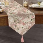 Realhomes Rengarenk Zemin Üzerinde Beyaz Çiçek Desenli Dijital Baskılı Özel Tasarım Püsküllü Şönil Üçgen Runner Realhomes