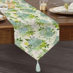 Realhomes Beyaz Zemin Üzerinde Yeşil Rengarenk Çiçek Desenli Dijital Baskılı Özel Tasarım Püsküllü Şönil Üçgen Runner Realhomes