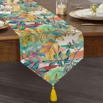 Realhomes Beyaz Zemin Üzerinde Renkli Yaprak Desenli Dijital Baskılı Özel Tasarım Püsküllü Şönil Üçgen Runner Realhomes