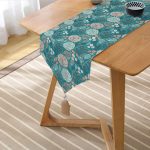 Realhomes Renkli Zemin Üzerinde Yaprak Desenli Dijital Baskılı Özel Tasarım Püsküllü Şönil Üçgen Runner Realhomes