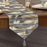 Realhomes Beyaz Zemin Üzerinde Renkli Yaprak Desenli Dijital Baskılı Özel Tasarım Püsküllü Şönil Üçgen Runner Realhomes